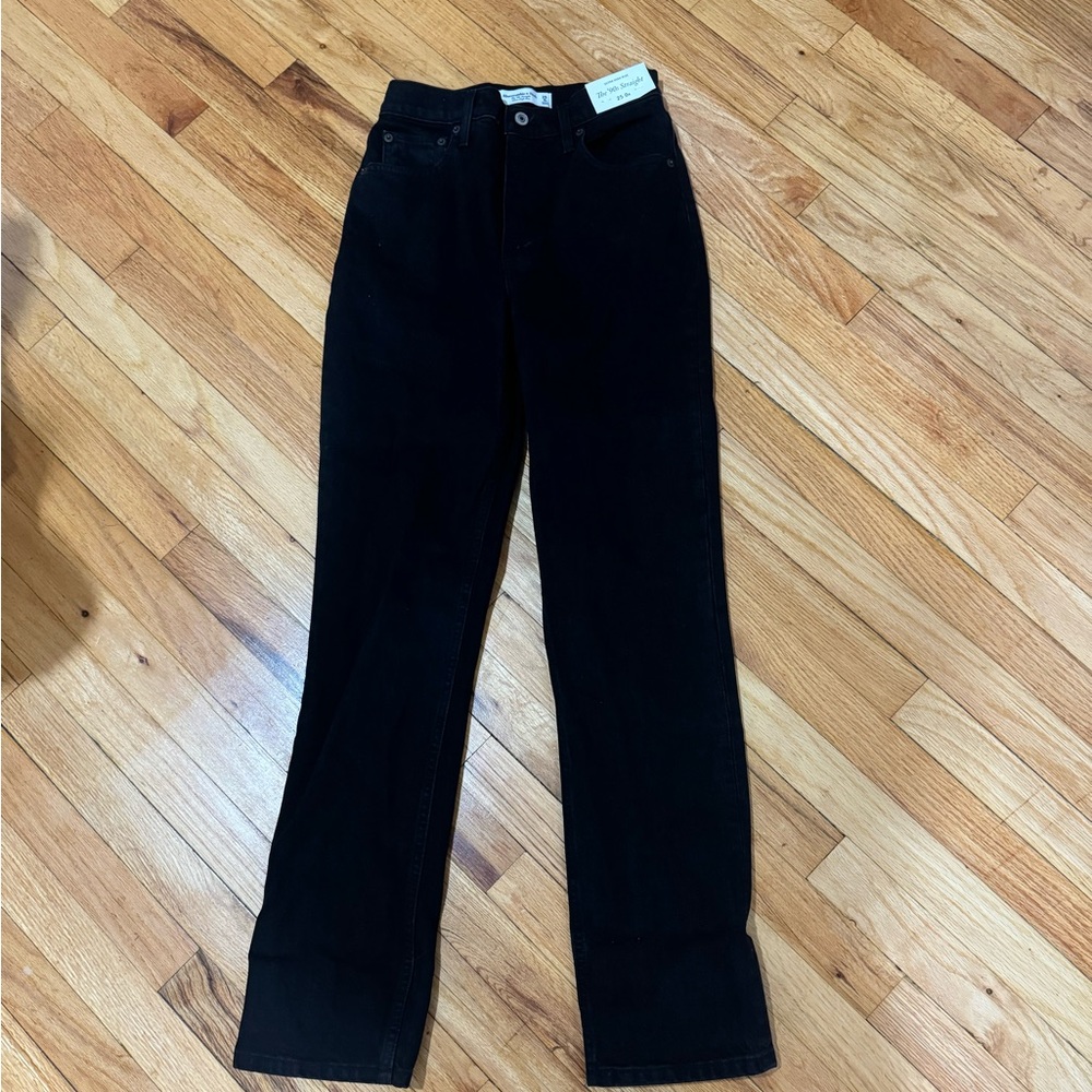 BRAND NEW ABERCROMBIE JEANS